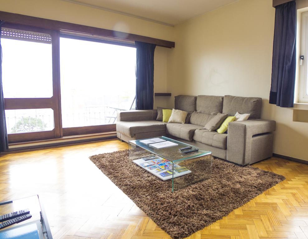 Lv Premier Apartments Clerigos- Re1 Porto Bagian luar foto