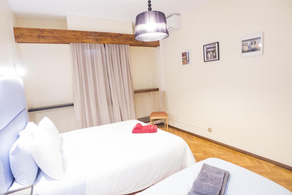 Lv Premier Apartments Clerigos- Re1 Porto Bagian luar foto